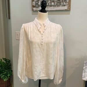 Banana Republic lovely high collar flowing blouse M